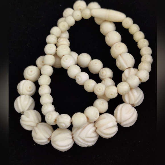 Vintage Vegetable Ivory Art Deco Necklace - Picture 1 of 16